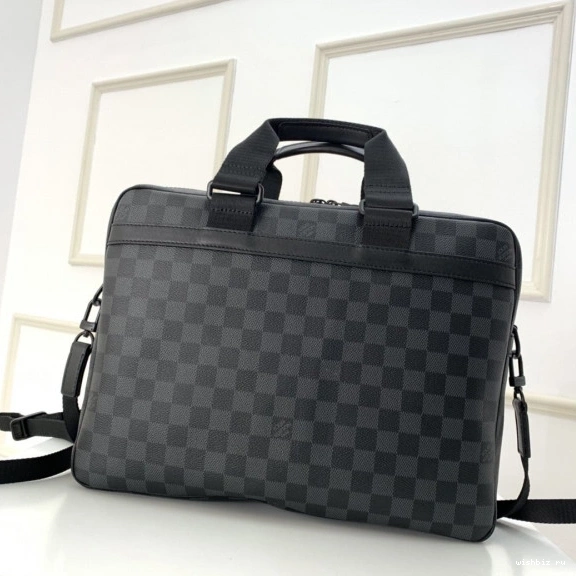 WIS UTILITY BAG VUITTON LOUIS BUSINESS 0728